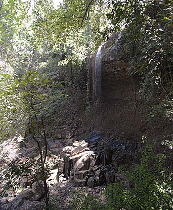 Cho Ong Waterfall, Ratanakiri by Asienreisender